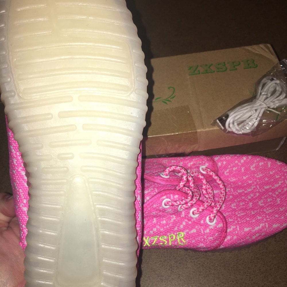 LED Light-up Shoes - Picture 2 of 5